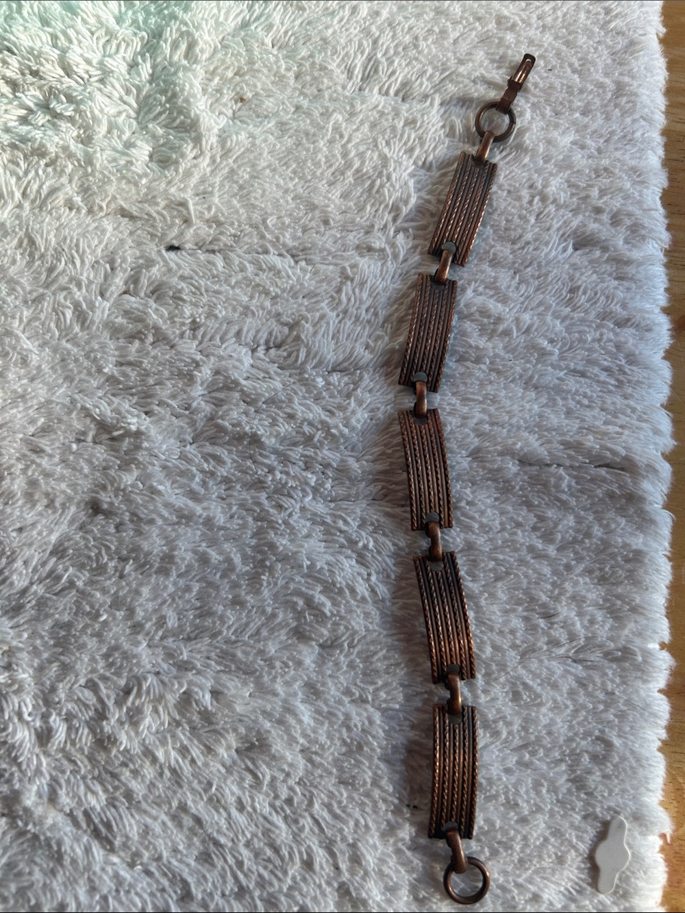 Vitange linked cooper bracelet.